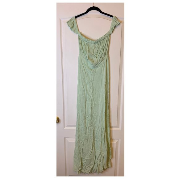 Dresses & Skirts - Flynn Skye Maxi Dress